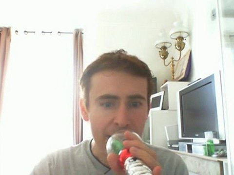 Wiwi égratigne aiguisé comme une lame