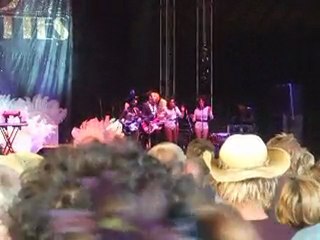 NOISETTES Hop Farm, 2011.