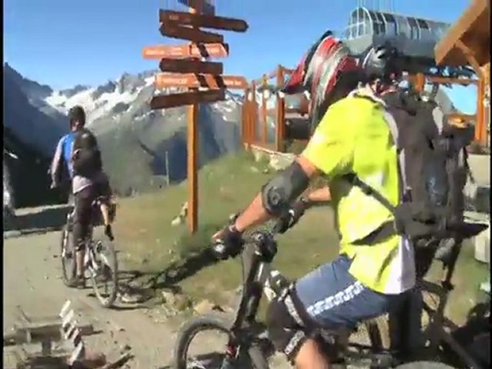 images sans commentaires du mondial de VTT aux 2 Alpes