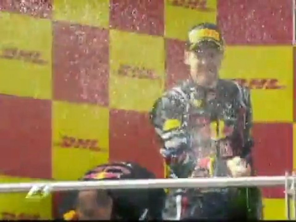 Vettel tries to make history in F1 (Esporte Espetacular, Brazilian Report - July 3rd)