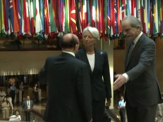 Christine Lagarde starts top IMF job