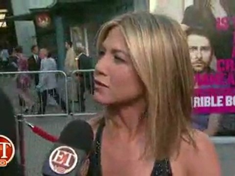 Jennifer Aniston - Horrible Bosses Premiere - ET
