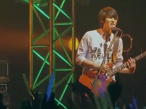 [CNBLUE Zepp Tour 2011 RE-MAINTENANCE] - Never too Late