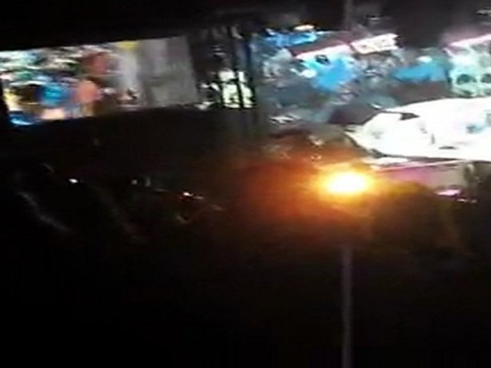 Iron Maiden "running free" Live Paris Bercy 27 Juin 2011