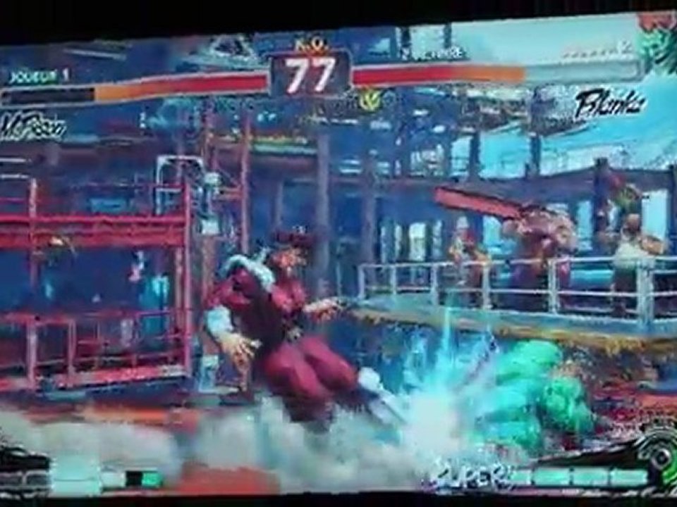 Johnesie (Dictateur) vs La_clé (Blanka)