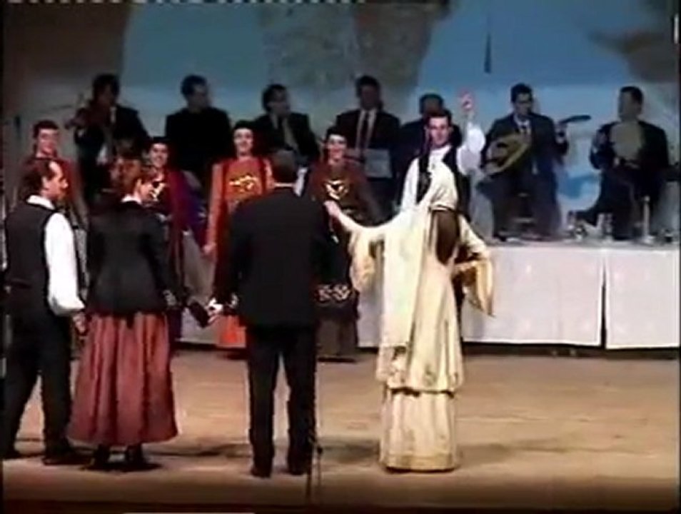 Kapsalis-simera-gamos-ginetai-Gamou-psz