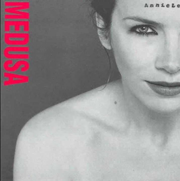 Muestra de Canciones de ANNIE LENOX - MEDUSA