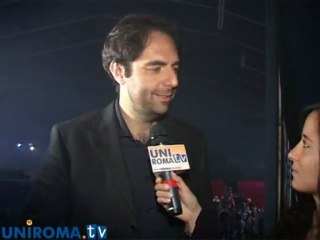 Intervista a Neri Marcorè