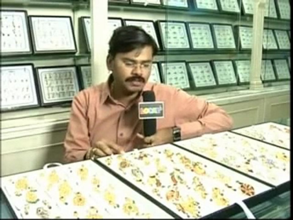 Pelli Sandadi - Shopping - Wedding Jewellery - Bridal Jewelry - Gold Bangles