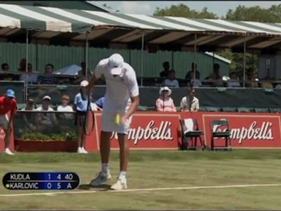 Newport - Kudla bezwingt Karlovic