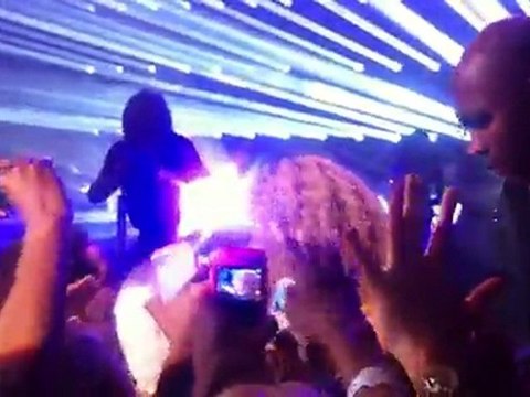 Beyoncé - Halo @ O2 Shepherds Bush Empire