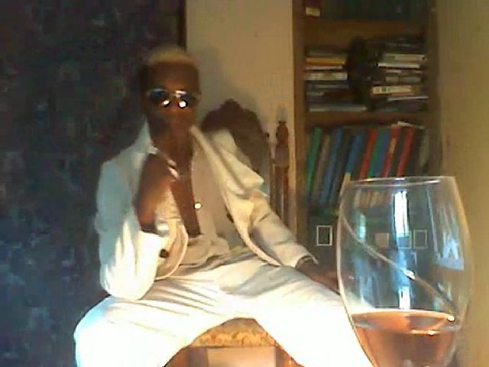 éxstré d albom n1.  mwa je suis fleche-->