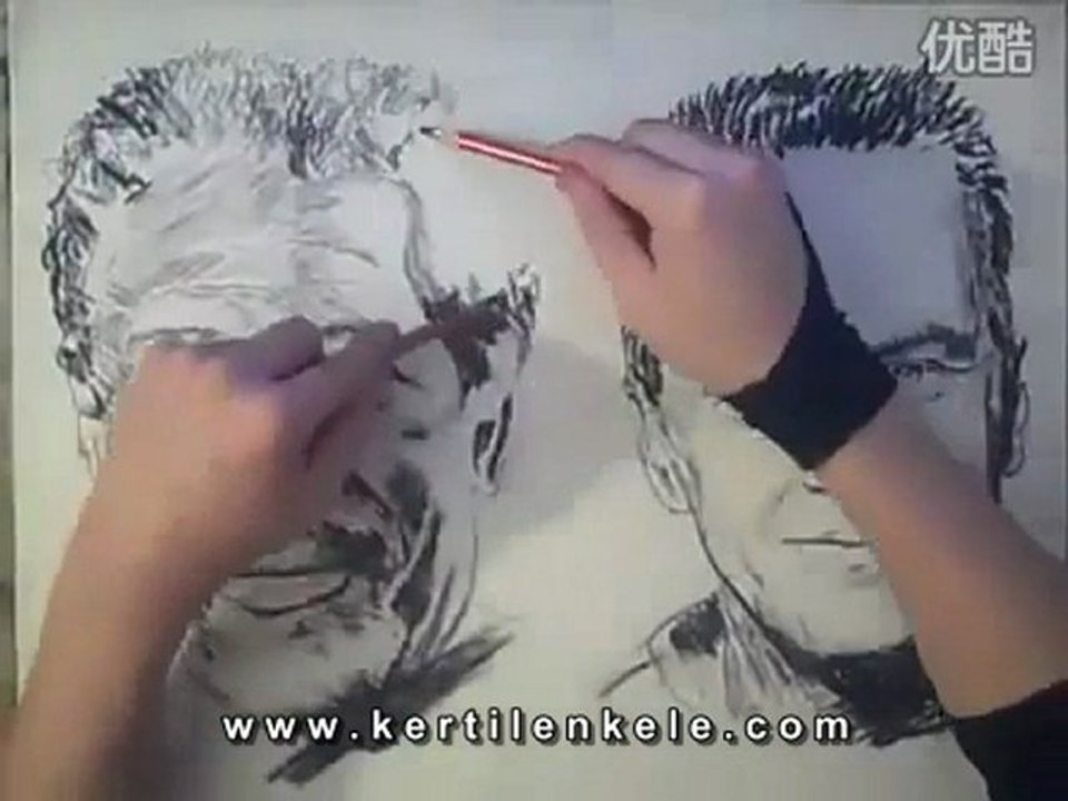 2 elinde 2 farklı yetenek