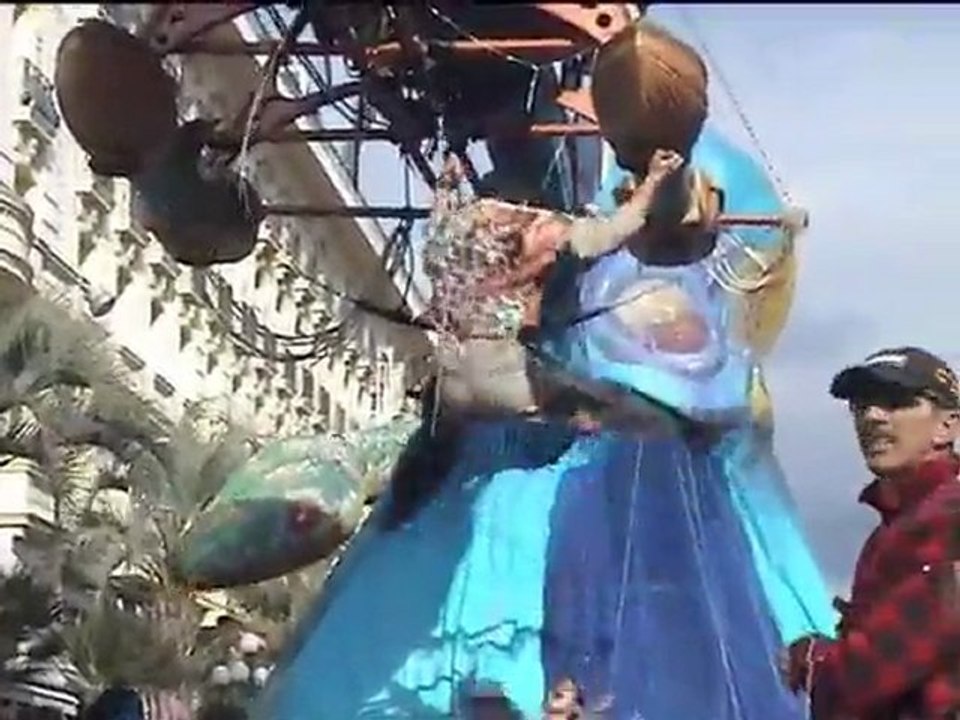 SPECTACLE - Démo spectacle de rue - Carnaval de Nice (2005)