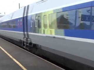 TGV traversée rapide d'une gar
