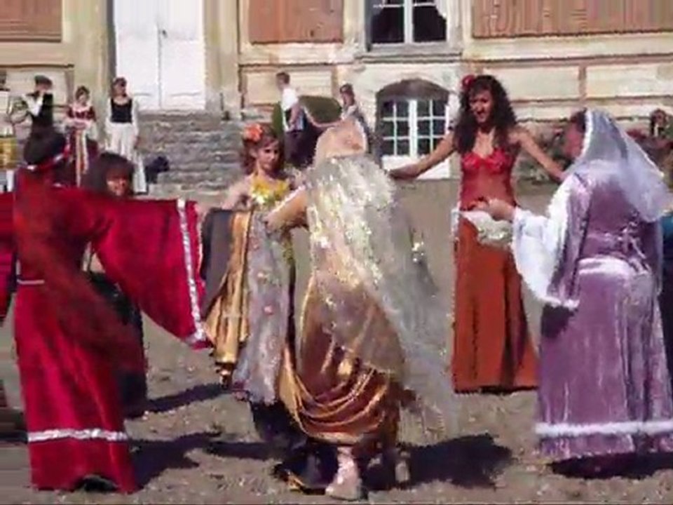 LA LICORNE FLEURIE A LA FETE DE L'EAU DE TROISSEREUX !