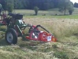 Porte-outils hippomobile Hisko : La fauche du foin