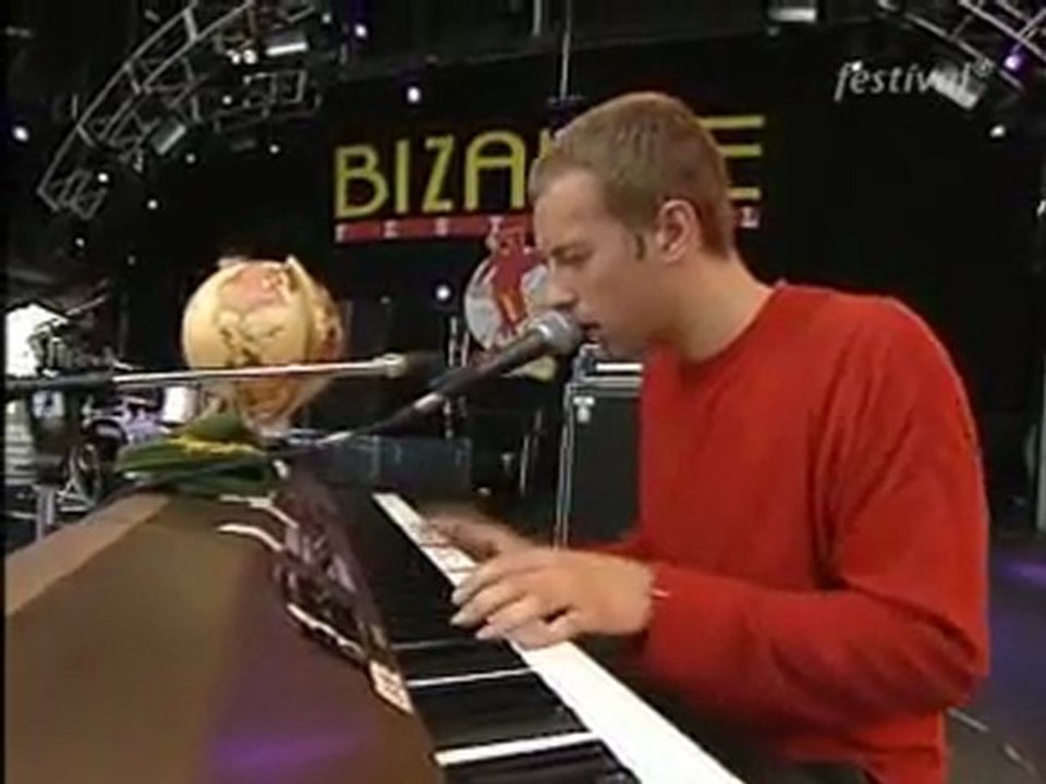 Coldplay - Trouble Live @Bizarre 2000