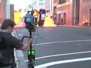 Flipping Cop Cars - Featurette Flipping Cop Cars (English)