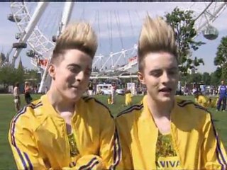 Jedward force kids to run