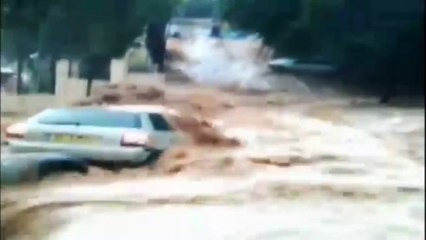 Francia - Dieci vittime per le inondazioni del Var 3