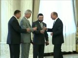 Administratia Prezidentiala: Decorarea eroilor Lesco, Popa si Ivantoc. Ceremonia de la Cotroceni din 3 iulie 2007
