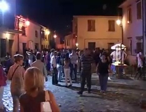 Icaro Tv. La festa del Borgo San Giuliano fa il pieno
