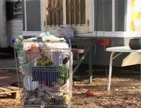 Icaro Tv. Campo di via Islanda a Rimini, parlano i nomadi