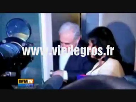 DSK enfermé dehors !