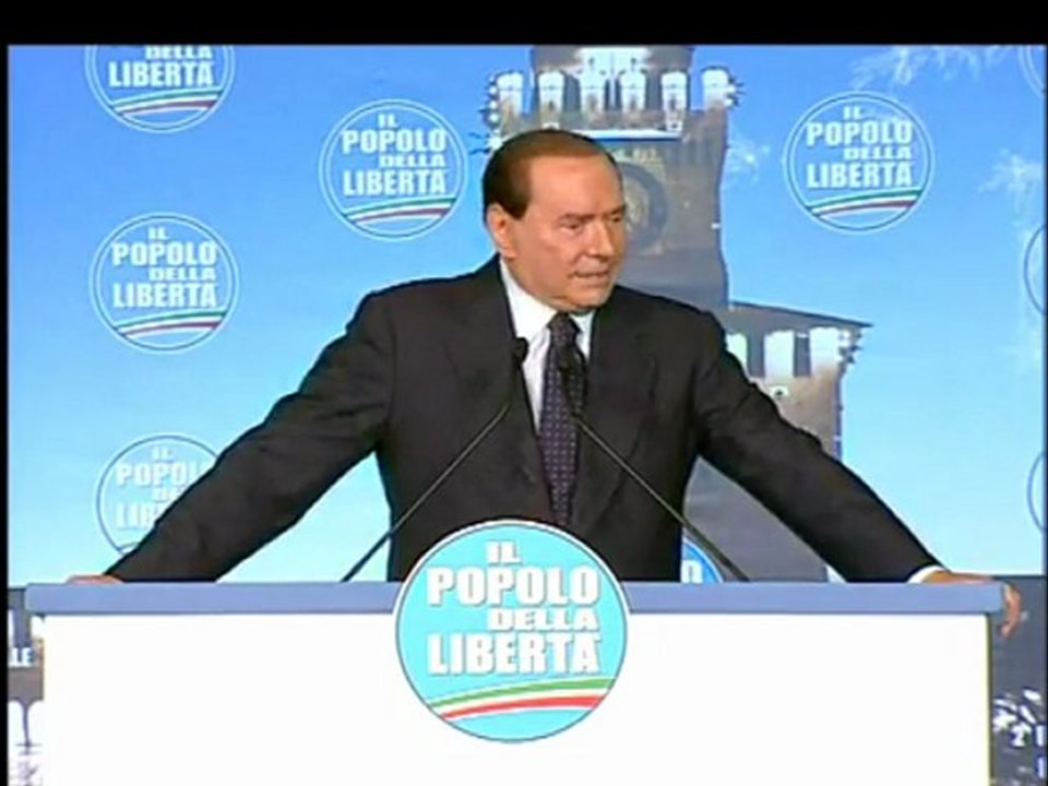 Milano - Berlusconi alla festa del Pdl - Gli Appalti in Abruzzo