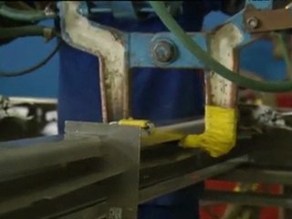 [extrait] Ouvriers et robots associent leurs compétences