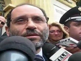 Palermo - Ingroia il corpo del bandito Giuliano