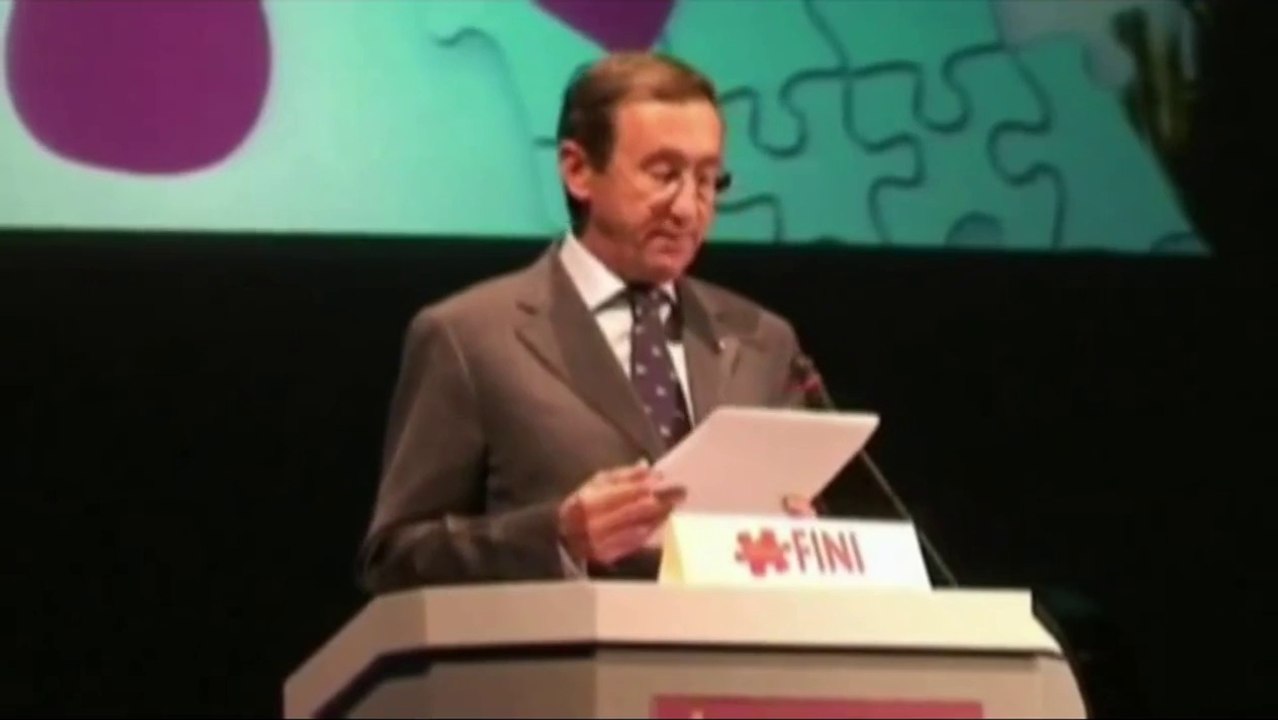 Fini - No a pm assoggettati all'esecutivo, come nel fascismo