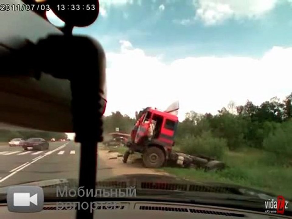 Nyerges szembol CRASH!