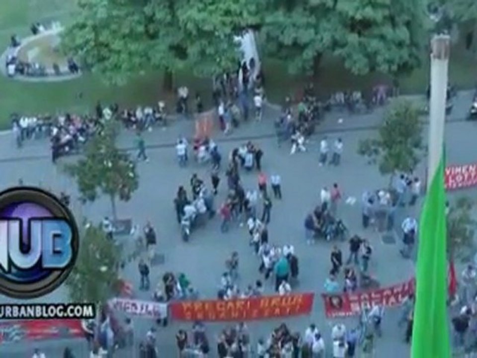 Sindaco De Magistris, la risposta ai precari BROS