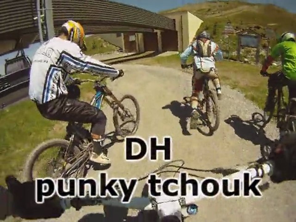 vtt valloire DH pouky thouck  avec MIKA a la cam 2011