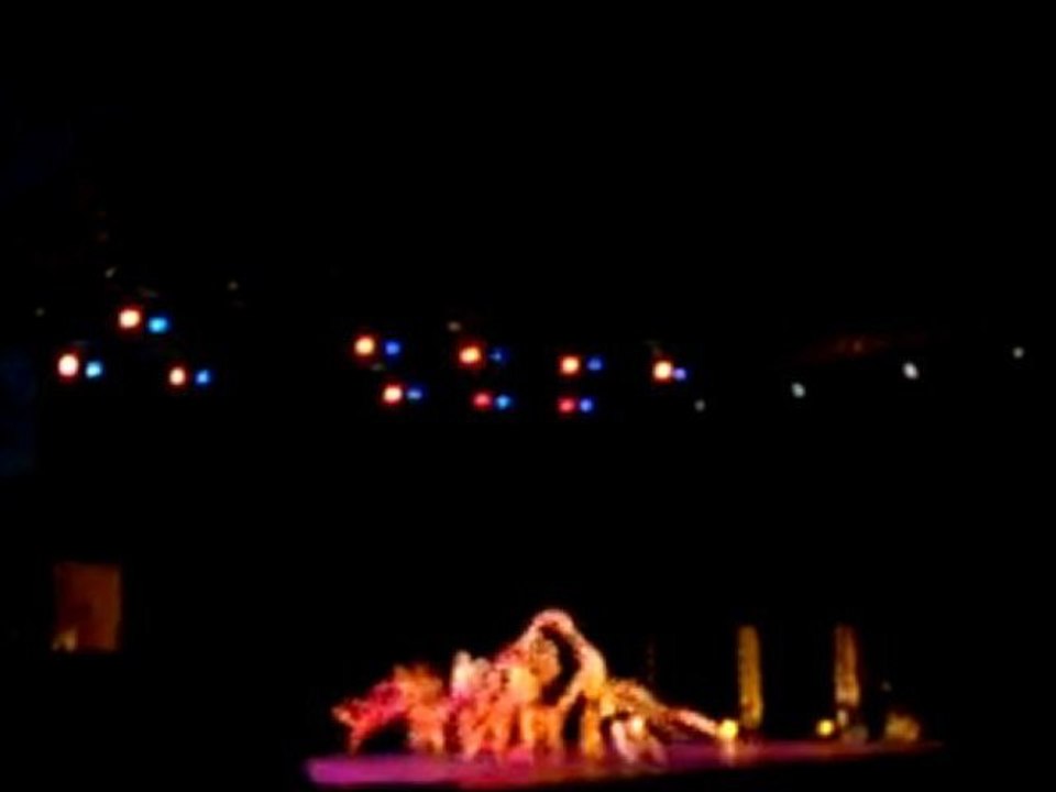 Momix-Athens 2011