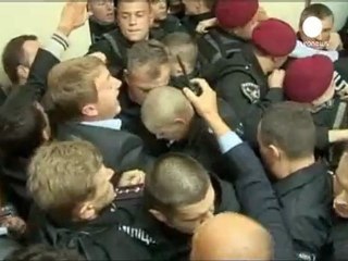 Le procès de l'Ukrainienne Timochenko de nouveau perturbé