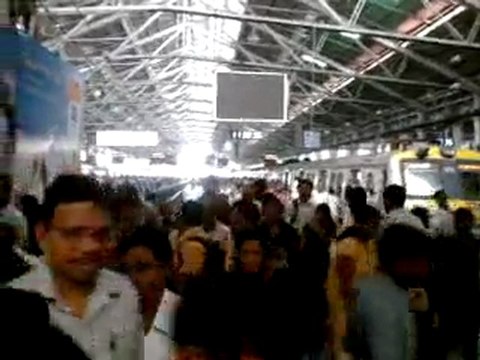 Mumbai VT at peak time