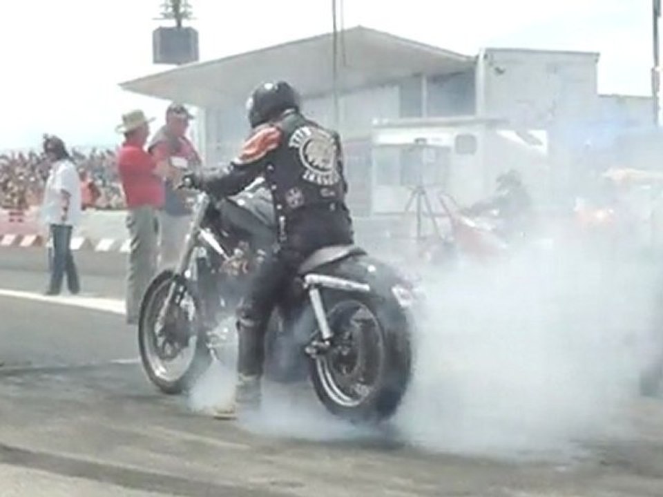 HD 883 run cap sud 2011 juva dragster