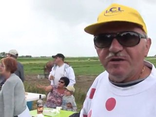 Le Tour de France passe devant le Mont-St-Michel