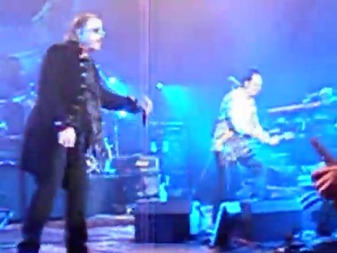 !!!!!! concert TOTO lyon (child's anthem & till the end) !!!!!!