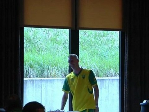 Lex Immers maakt zijn moves tijdens het trainingskamp van ADO Den Haag