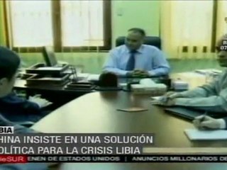 China insiste en solución política para situación en Libi
