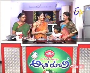 Abhiruchi    Beera Kaya pesara pappu   Chilli Paneer    MalpuasSweet   04