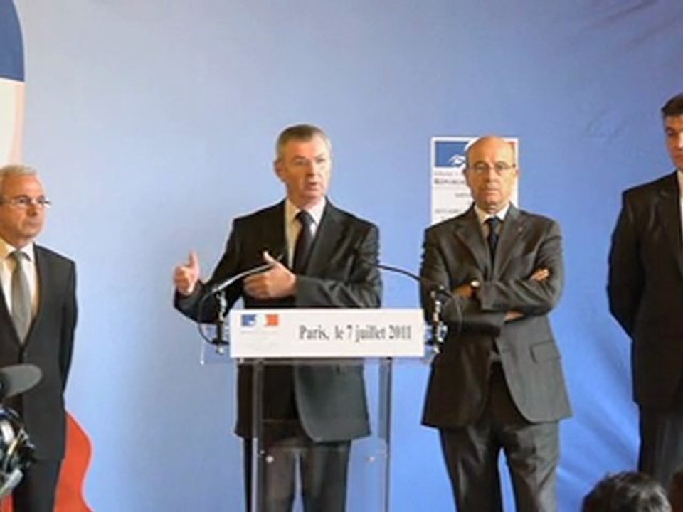 Présentation de la nouvelle équipe ministérielle - 1e partie (07.07.11)