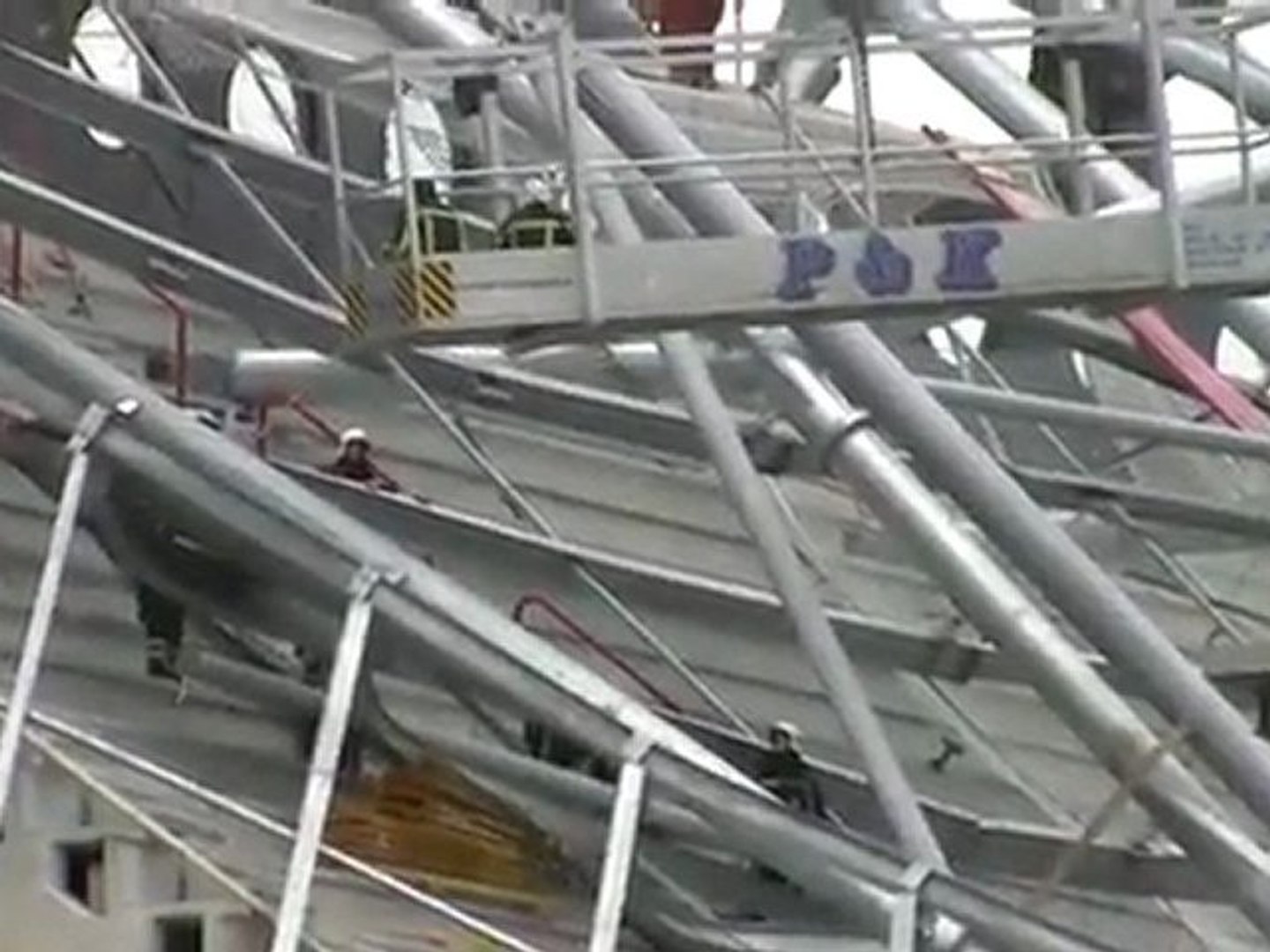 Get Dak Fc Twente Stadion Ingestort Pictures