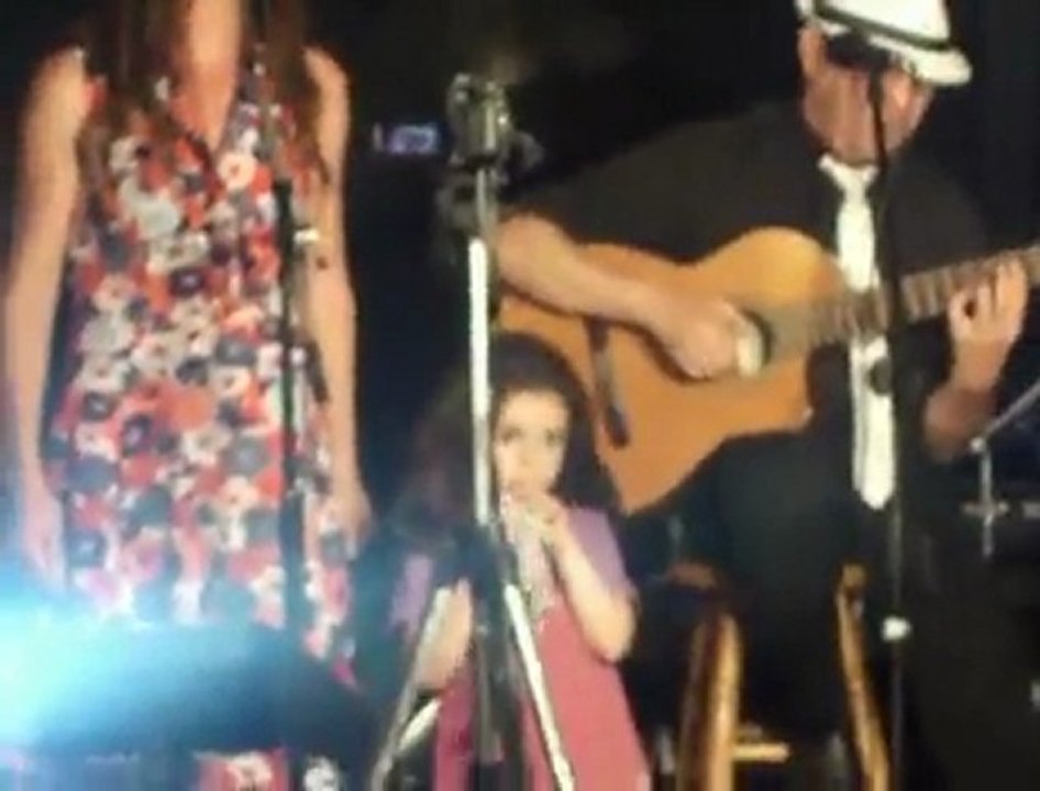 les cent Nom en concert au Bar des poètes distarate avec radio entre deux Merts 98.4Fm