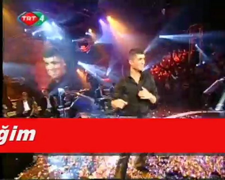 Özcan Deniz-Derin Duygular-Canlı Performas Programı-2004