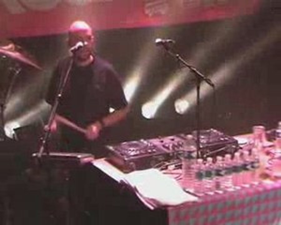 festival Potos Carrés 2008 - Looptroop Rockers (SW)